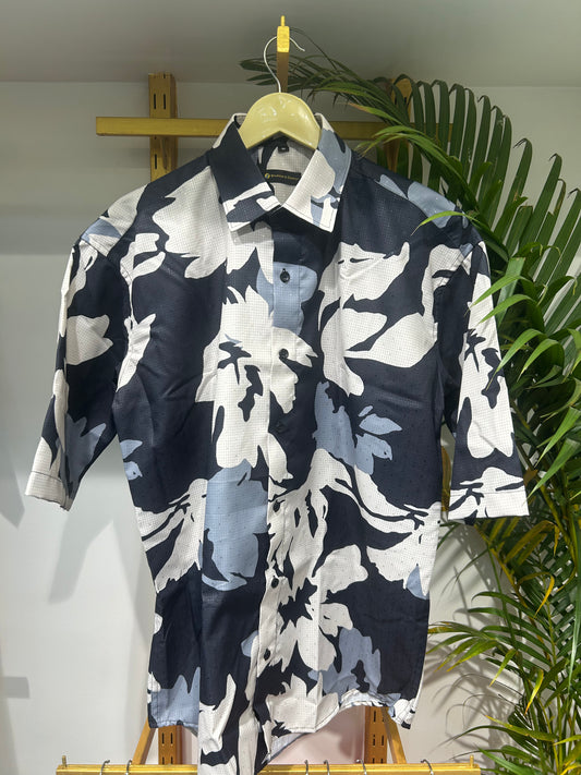 Monochrome Bloom Statement